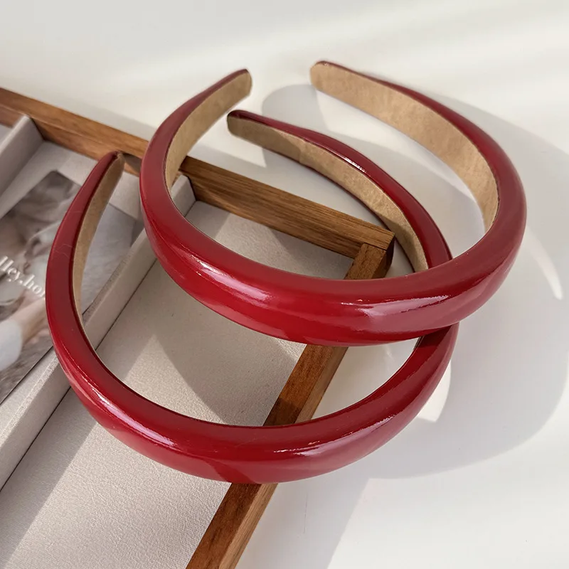 크리스마스 헤어 액세서리 패션 빨간 광택 가죽 스폰지  - Leatherwork Rings 리뷰 및 가격